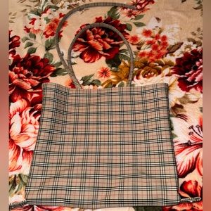 Burberry tote